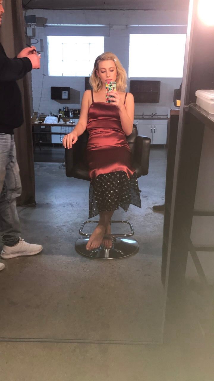 Lili Reinhart taking a selfie