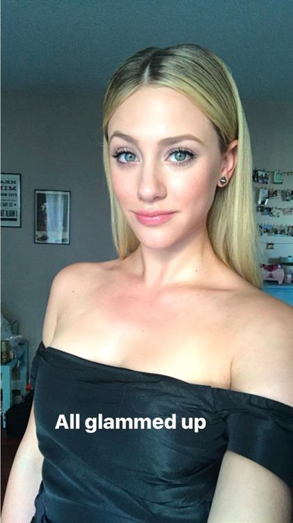 Lili Reinhart taking a selfie