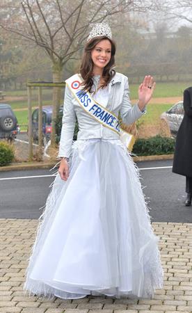 Marine Lorphelin Returns to her Hometown (Dec 19, 2012) 