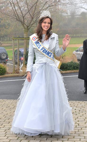 Marine Lorphelin Returns to her Hometown (Dec 19, 2012) 