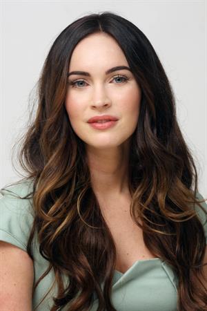 Megan Fox This is 40 Photocall in Los Angeles on November 28, 2012