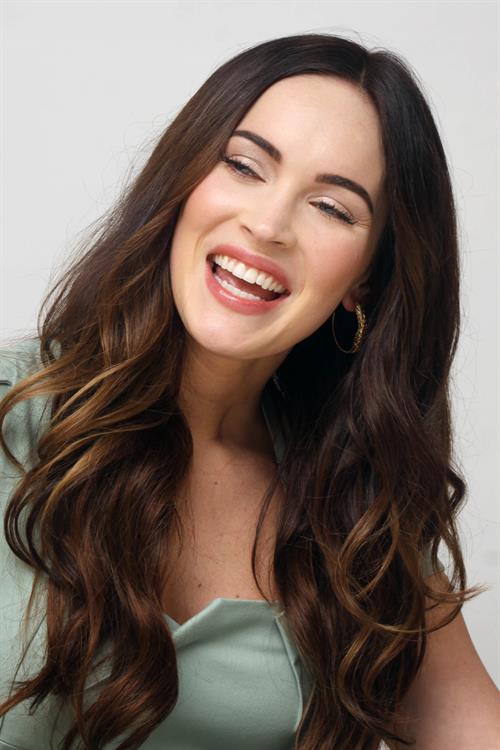 Megan Fox This is 40 Photocall in Los Angeles on November 28, 2012