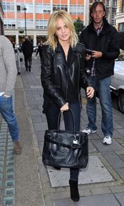 Mena Suvari outside the BBC Radio One studios October 4, 2012 