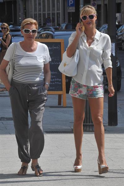 Michelle Hunziker out in Milani August 30, 2013 