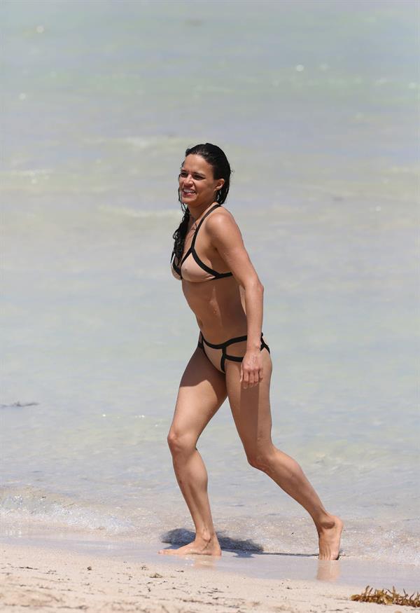 Michelle Rodriguez enjoying the sun at Miami Beach April 26-2013 