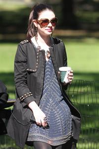 Michelle Trachtenberg on the Set of Gossip Girl in Central Park - September 24, 2012 