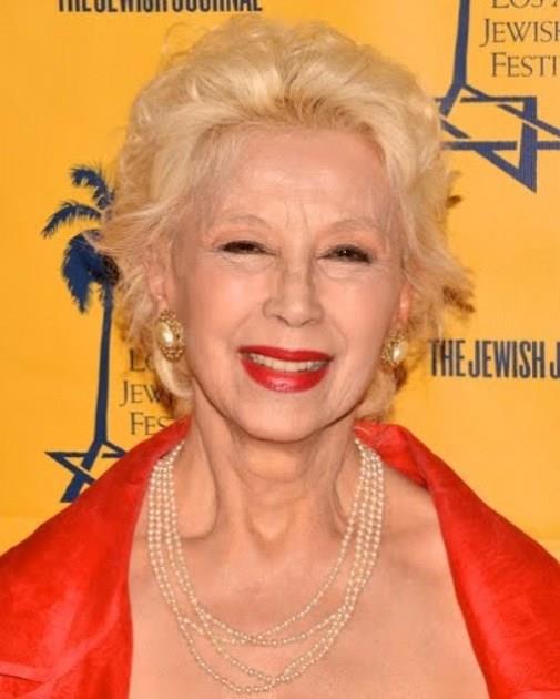 France Nuyen