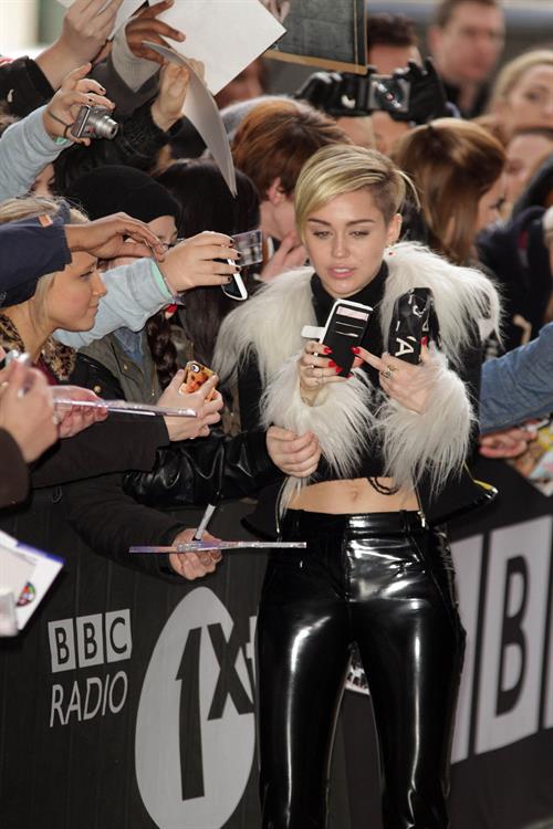 Miley Cyrus – BBC Radio 1 arrival in London 11/12/13  