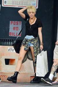 Miley Cyrus - Out shopping in New York City August 23, 2012