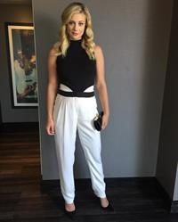 Lili Reinhart Pictures Lili Reinhart