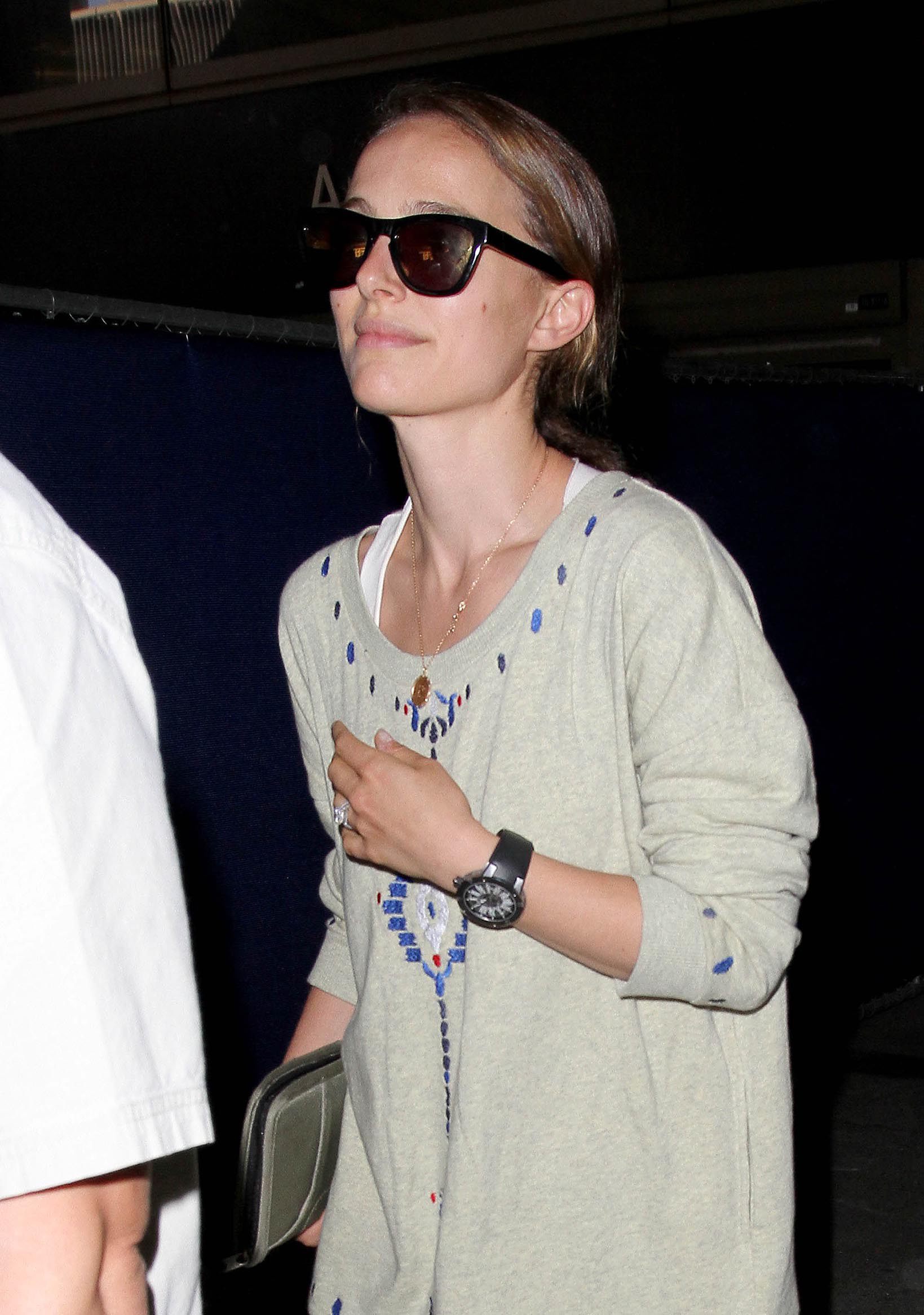 Natalie Portman Pictures Natalie Portman arrives at LAX Airport - May 30, 2013