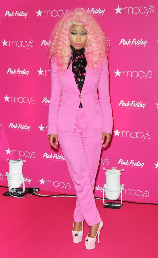 Nicki Minaj  Pink Friday  Fragrance Holiday Season Celebration in New York City (November 20, 2012) 