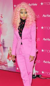 Nicki Minaj  Pink Friday  Fragrance Holiday Season Celebration in New York City (November 20, 2012) 