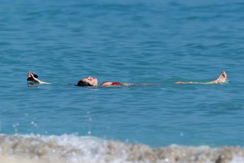 Nicole Trunfio bikini candids in Miami Beach 11/1/12
