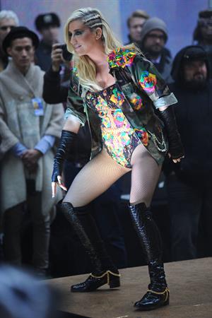 Kesha Performs on the Today Show in New York City (November 20, 2012) 