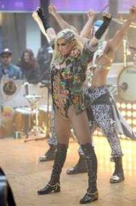 Kesha Performs on the Today Show in New York City (November 20, 2012) 