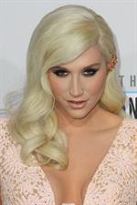 Kesha at the American Music Awards (November 18, 2012) 