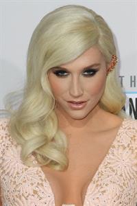 Kesha at the American Music Awards (November 18, 2012) 