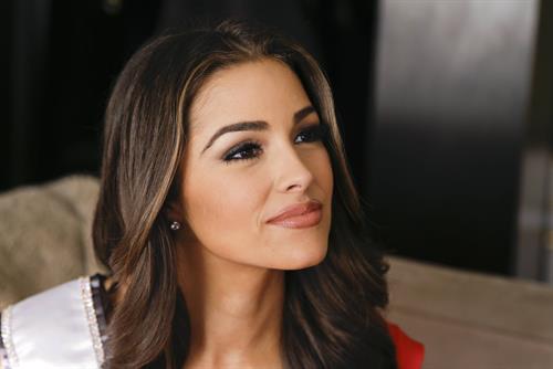 Olivia Culpo during an interview the morning after winning the Miss Universe pageant (Dec 20, 2012) 