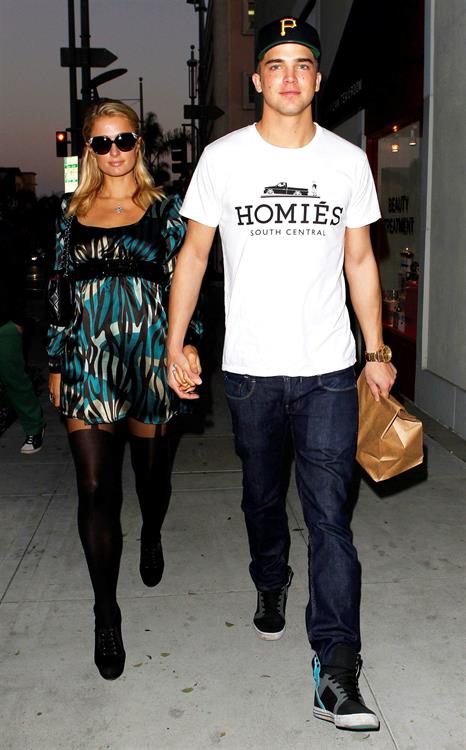 Paris Hilton Pictures Paris Hilton Stops by Il Pastaio in Beverly Hills March 4, 2013