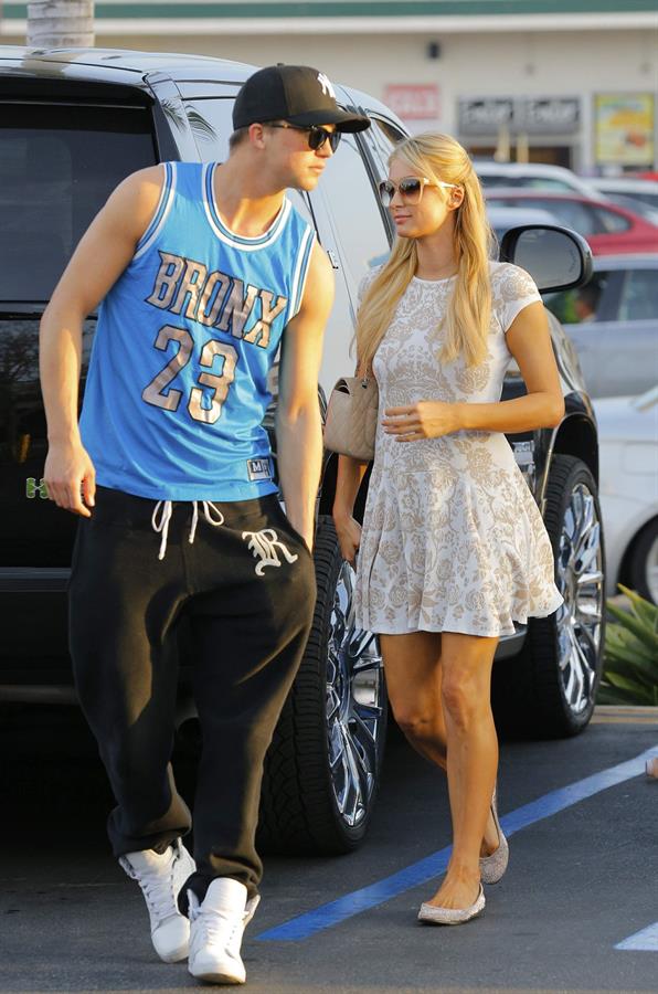 Paris Hilton Shopping at the Grove April 3, 2013  