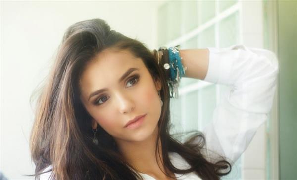 Nina Dobrev