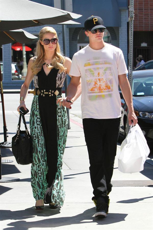 Paris Hilton stops by Anastasia Spa in Beverly Hills, California April 10, 2013 