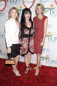 Paula Zahn Attends The 10th Annual Women Who Care Luncheon - NYC - May 5, 2012 