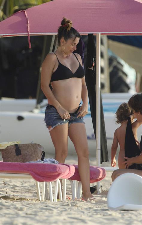 Penelope Cruz holidaying in Barbados 3/13/13  