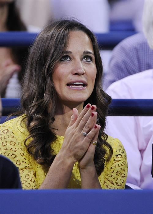 Pippa Middleton - Watching the Men's Singles Quaterfinal US Open in New York Sept 5, 2012
