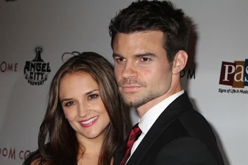 Rachael Leigh Cook Pictures Rachael Leigh Cook ''Kingdom Come'' World Premiere in Hollywood October 2, 2012