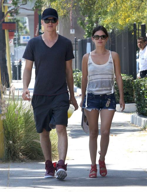 Rachel Bilson Pictures Rachel Bilson - Goes for some shopping with Hayden in L.A. (July 14, 2012)