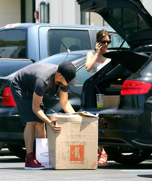 Rachel Bilson - Goes for some shopping with Hayden in L.A. (July 14, 2012)