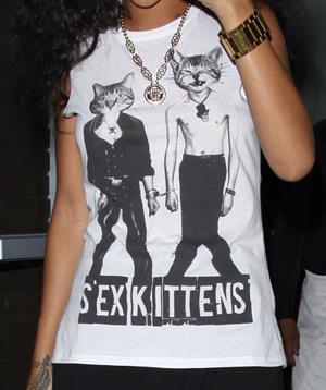 Rihanna - Leaves il Ristorante di Giorgio Baldi in Santa Monica 22.8.2012