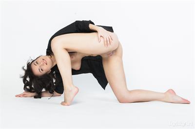 Xenta in  Sako  for Rylsky Art