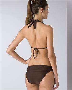 Amanda Brandão in a bikini - ass