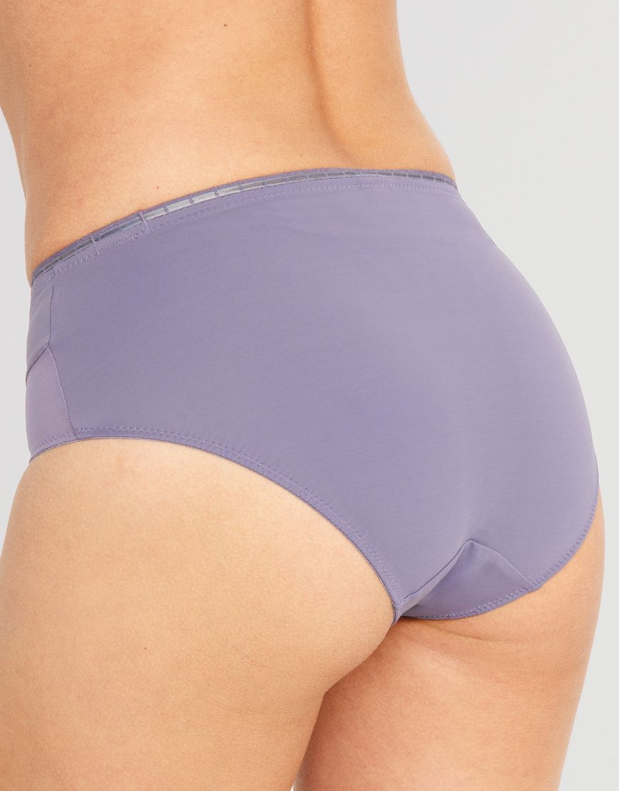 Talita Correa in lingerie - ass