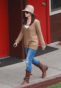 Sandra Bullock - Afternoon school run in Los Angeles (20.02.2013) 
