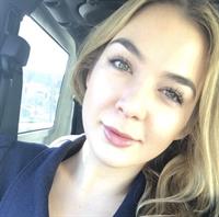 Blair Williams taking a selfie