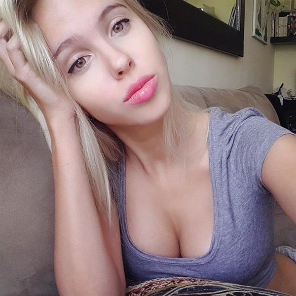 Maria Domark taking a selfie