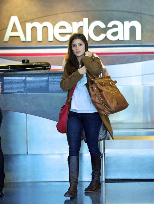 Shiri Appleby departing from LA Airport Sept 30, 2012  