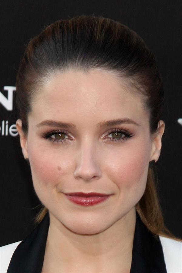 Sophia Bush - Total Recall Los Angeles Premiere Hollywood on August 1, 2012