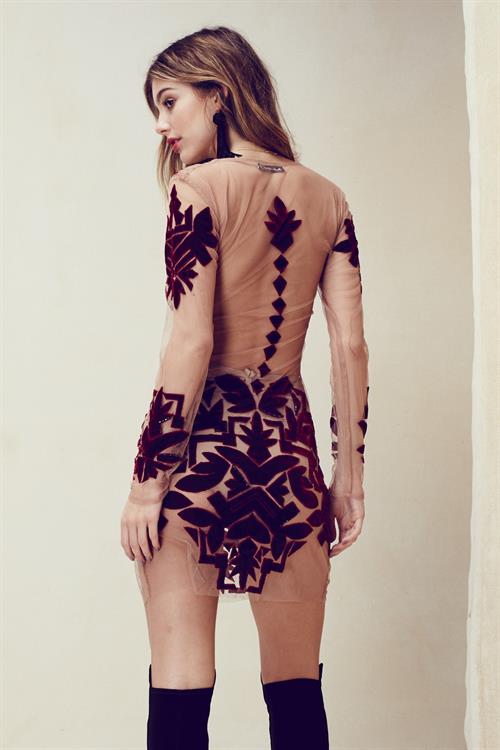 Camila Morrone - ass