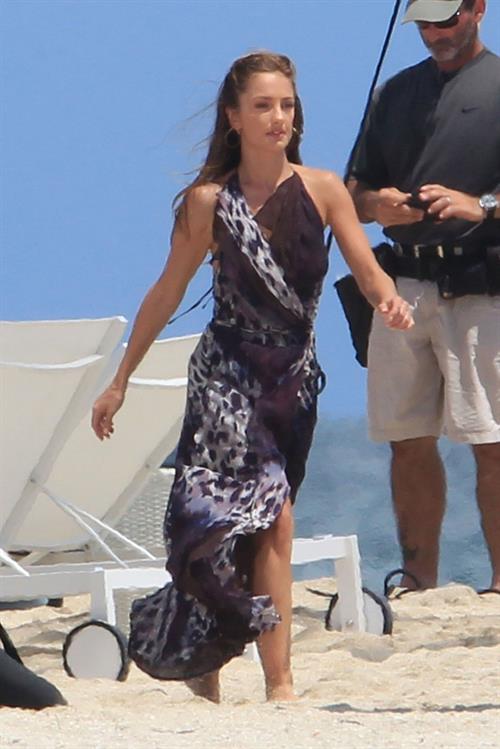 Minka Kelly on the set of Charlie's Angels on a beach in Miami 02-09-2011