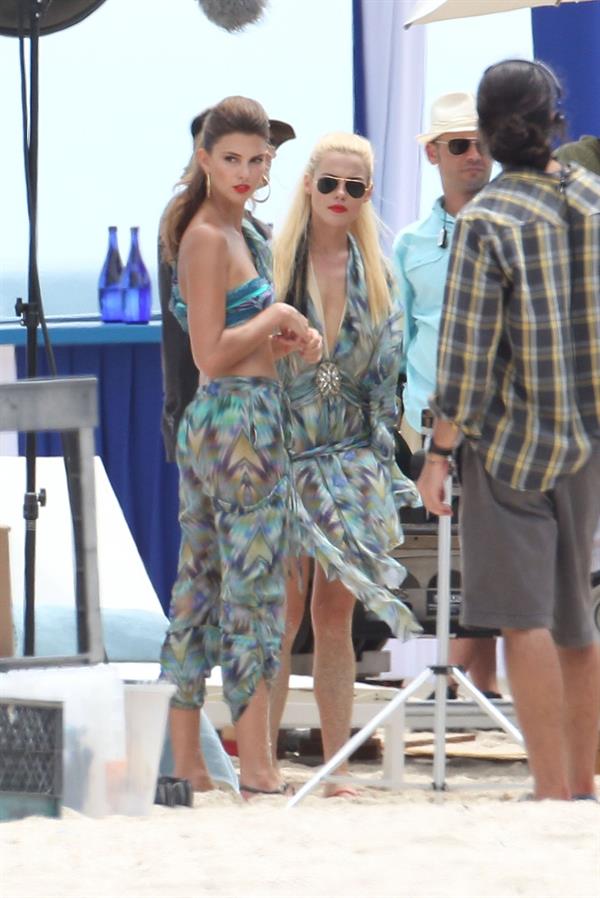 Minka Kelly and Rachael Taylor film Charlie's Angels on a beach in Miami 02-09-11