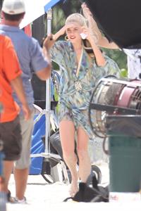 Minka Kelly, Annie Ilonzeh and Rachael Taylor film Charlie's Angels on a beach in Miami 02-09-11