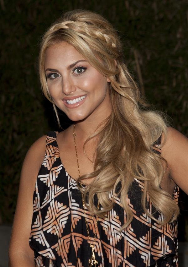 Cassie Scerbo