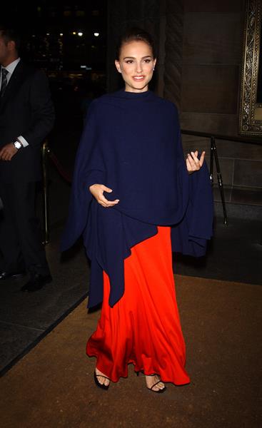 7th Annual National Arts Awards Dress by Isaac Mizrahi New York City, NY 10/07/02