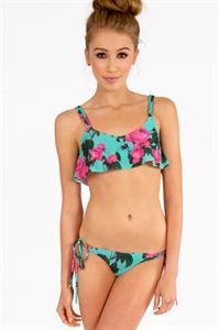 Cailin Russo in a bikini