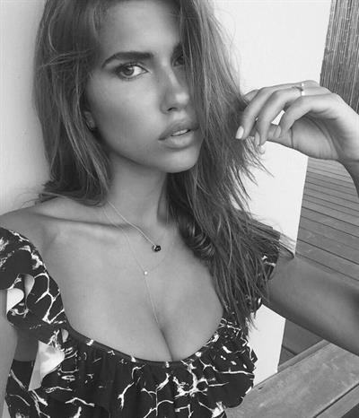 Kara del Toro